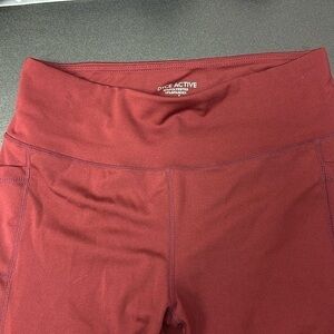 Dyce brick red women’s active leggings size large
